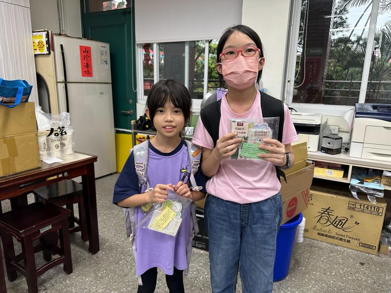 小班級、大收穫——兩位小學伴的英語＋客語學習之旅