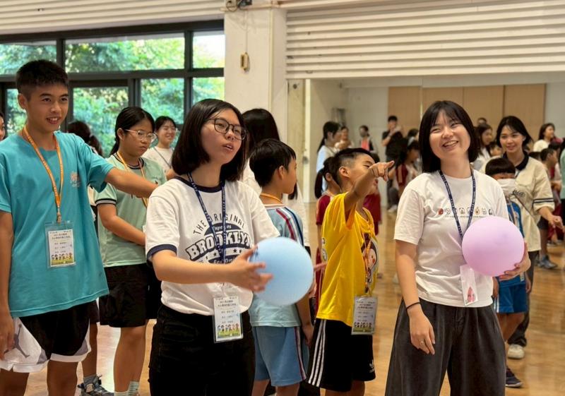 暖身活動-愛心傳遞