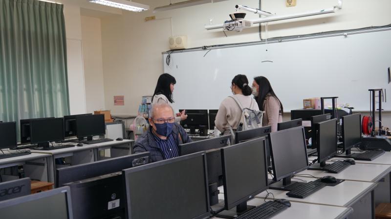 確認六嘉國中網路連線及視訊設備