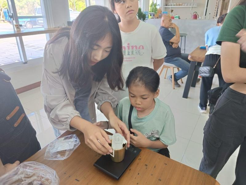 大小學伴一起做-手作咖啡耳掛包
