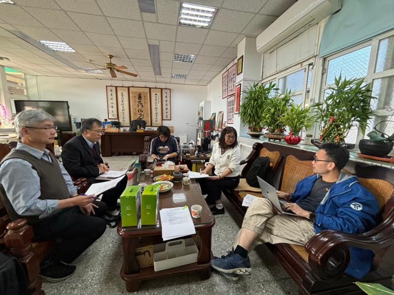 與學習端師長確認本學期開課事宜(水尾國小)
