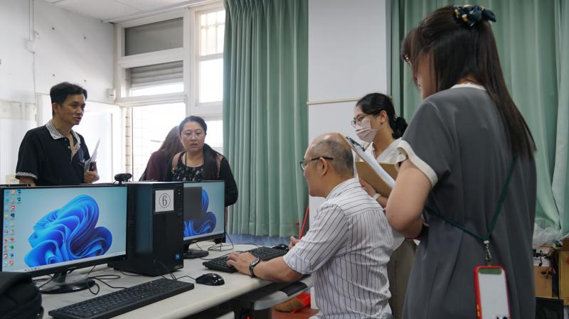 確認新港國小網路連線及視訊設備