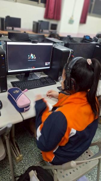 靜靜等待突然消失的大學伴